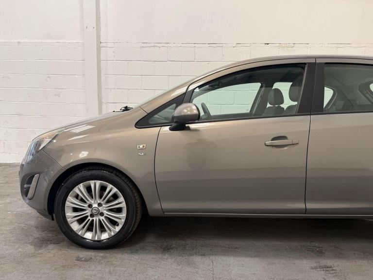 2013 Vauxhall Corsa 1.4 16V SE Auto Euro 5 5dr HATCHBACK Petrol Automatic