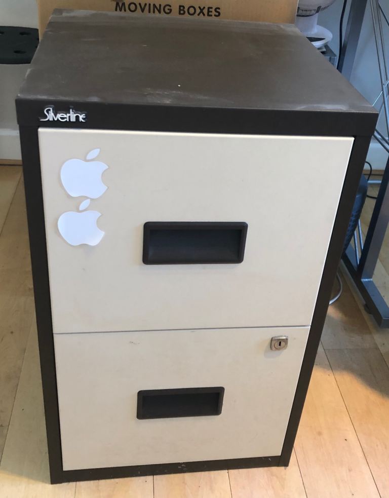 Filing cabinet 
