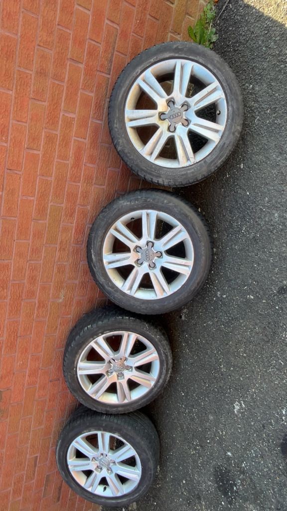 17 inch Audi wheels 