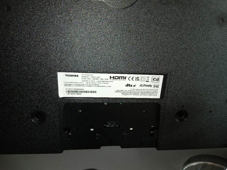 Toshiba Smart TV with Remote – Good Condition