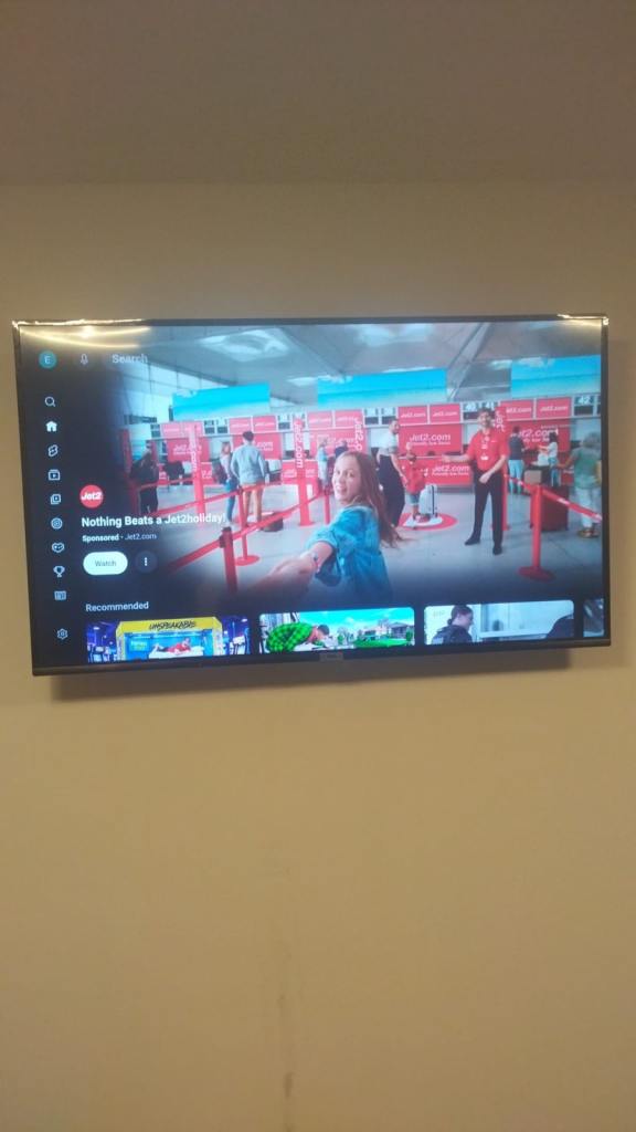 TCL 50ich smart tv