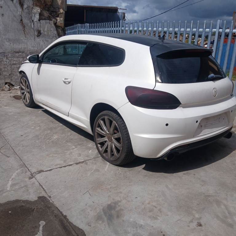 Volkwagen scirocco spares repair or breaking 