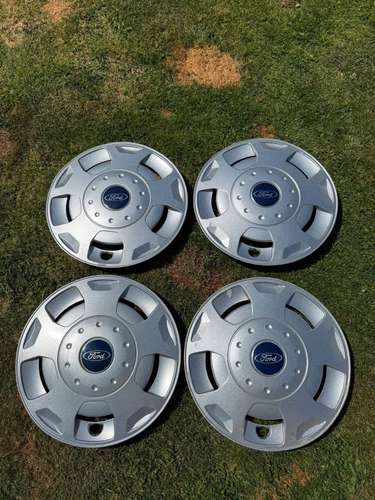 Genuine Ford Transit MK 7 hub caps, wheels and tyres 