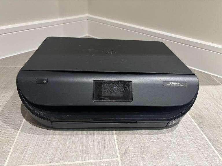 HP Envy 4527 printer and scanner 