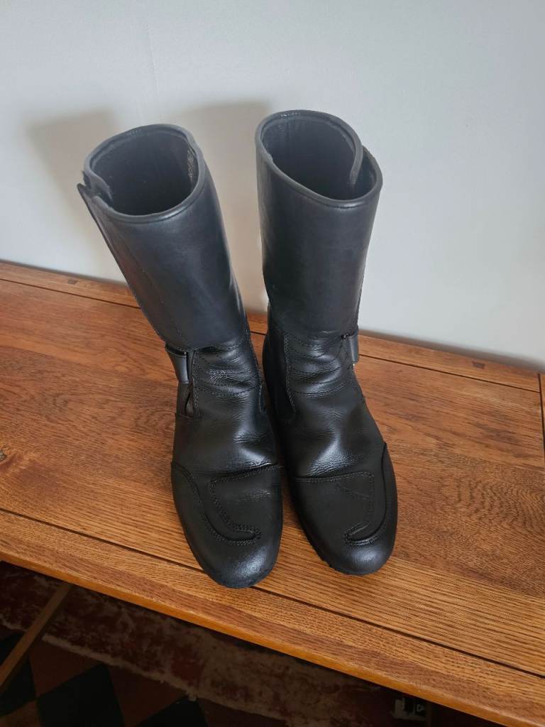 Akito Mens Black leather Motorcycle Boots black Uk 9