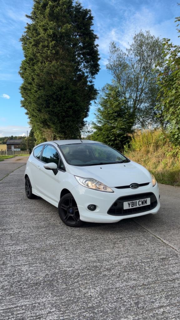 Ford, FIESTA, Hatchback, 2011, Manual, 1560 (cc), 3 doors