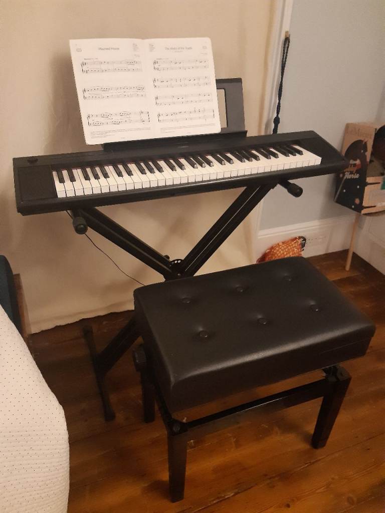 YAMAHA NP-12 Piaggero - Slimline Home Keyboard, stand and stool