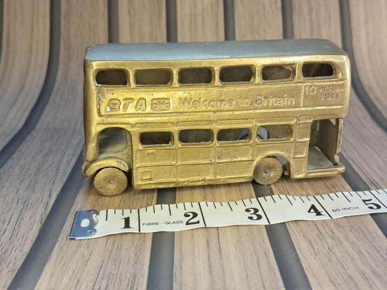 Vintage Style.Bta Welcome To Britain Brass Model Bus, Used.