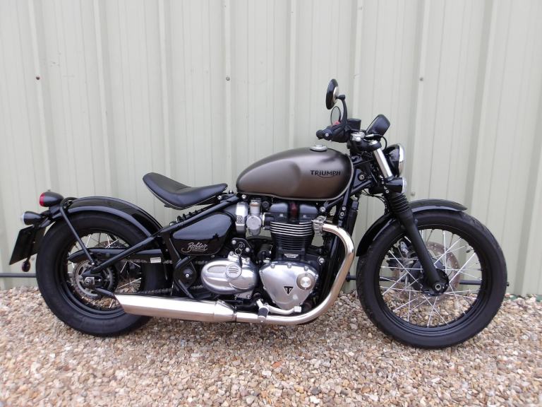 Triumph Bonneville Bobber 2017, Only One Lady Owner From New * UK Delivery *