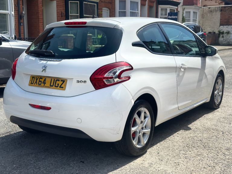 Peugeot, 208, Hatchback, 2014, Manual, 1199 (cc), 3 doors