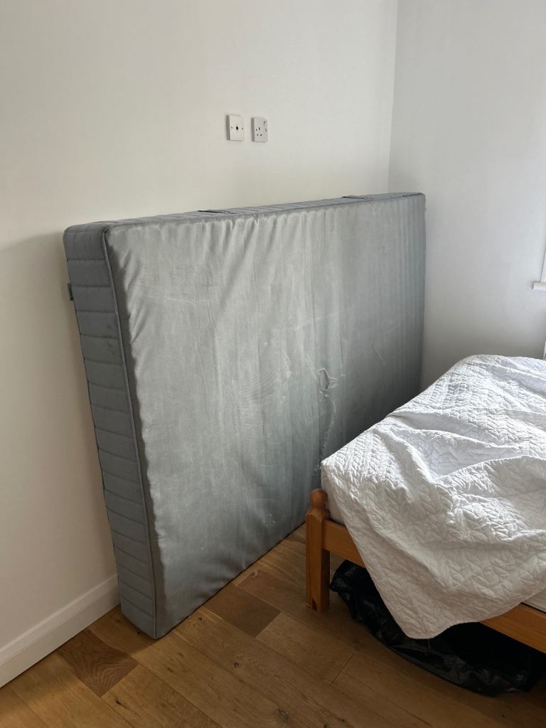 Valevag Ikea mattress 