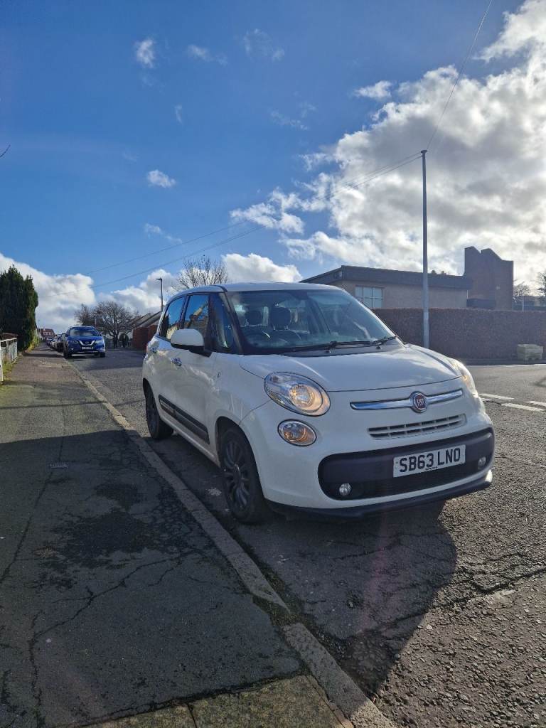Fiat, 500L, MPV, 2013, Manual, 1368 (cc), 5 doors
