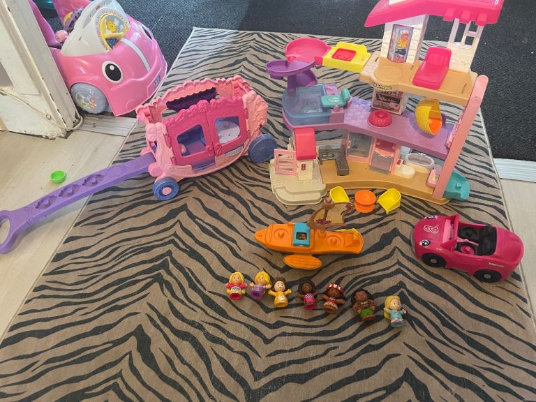 Fisher price little people toys bundle 