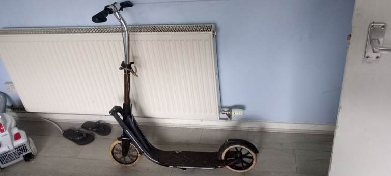 Non-Electric Kick Scooter for Sale – Edinburgh(open to reasonable offers)