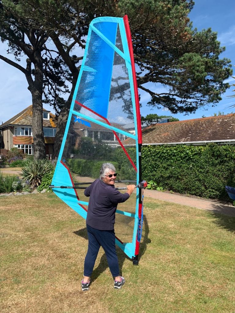 Windsurfing mini rig for teens