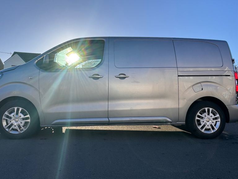 Vauxhall, VIVARO, Panel Van, 2021, Manual, 1499 (cc)