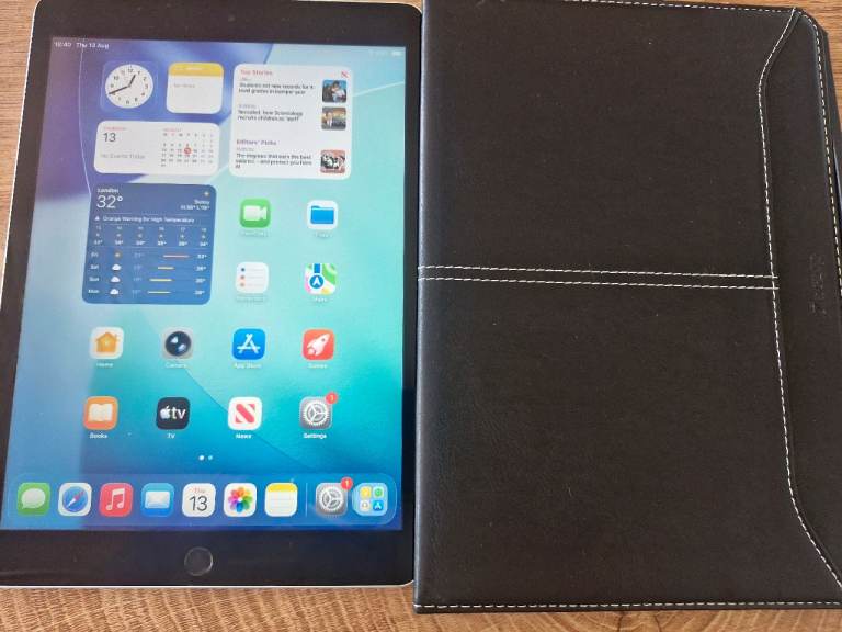 Ipad 9th generation with case 