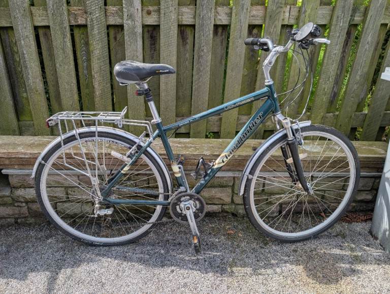 Claud Butler Voyager touring bike. Green.