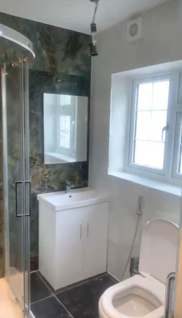 Tap fitter / Shower fitter / Douche fitter / Bathroom fitter / Kitchen fitter