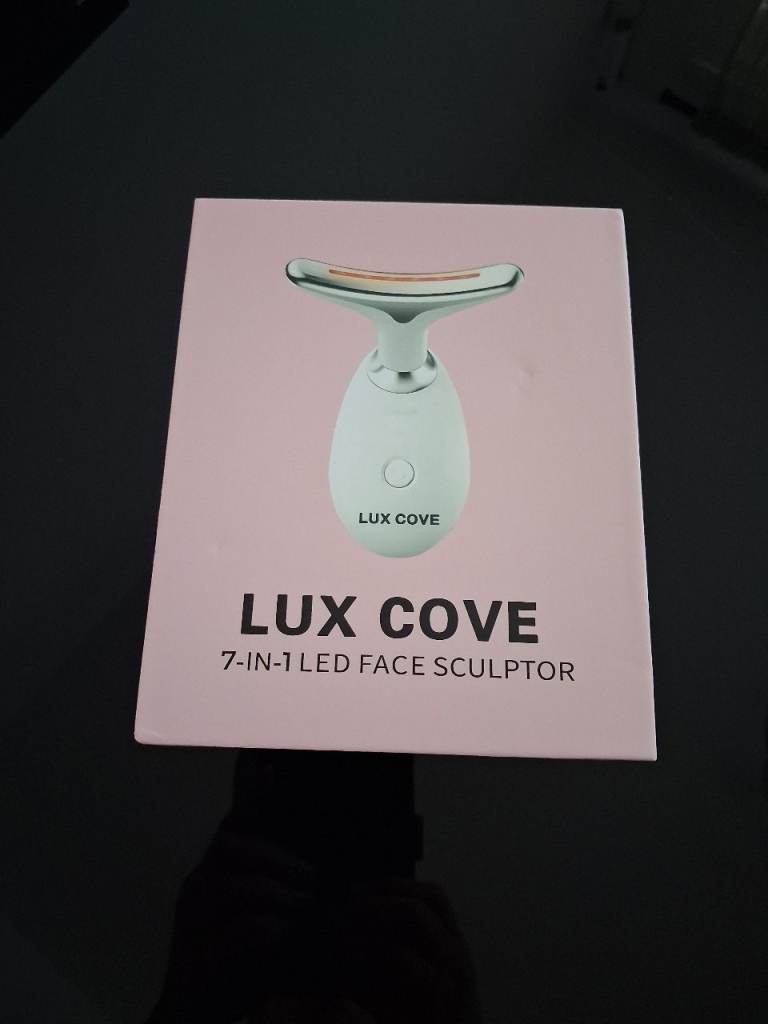 Lux Cove 7-in-1 LED Face Sculptor - Brand New