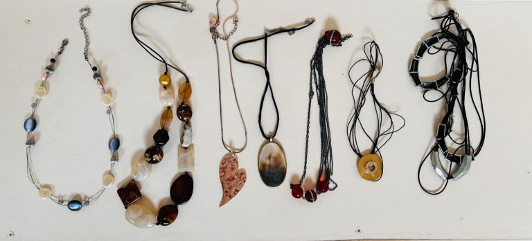 Junk jewellery 