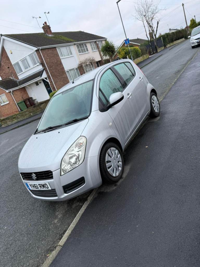 Suzuki, SPLASH, Hatchback, 2011, Manual, 996 (cc), 5 doors