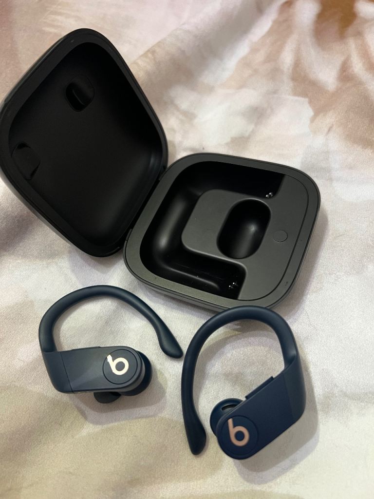 Beats Powerbeats Pro Wireless Earbuds - Navy Blue, Good Condition