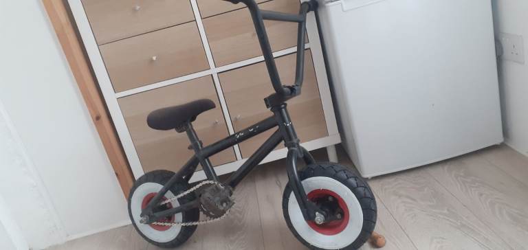 Mini BMX Bike - Black with White Wall Tyres