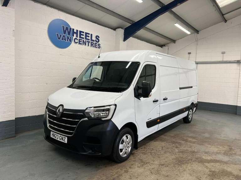 2023 Renault Master Master 2.3 dCi 35 Business+ FWD LWB Medium Roof Euro 6 4dr Panel Van Diesel M...
