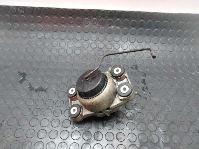 Landrover Range Rover Engine Mount 2012-2021 Lr123908