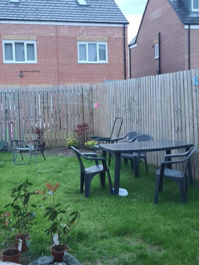 Grey Plastic Garden Table and Chairs Set – Good Condition