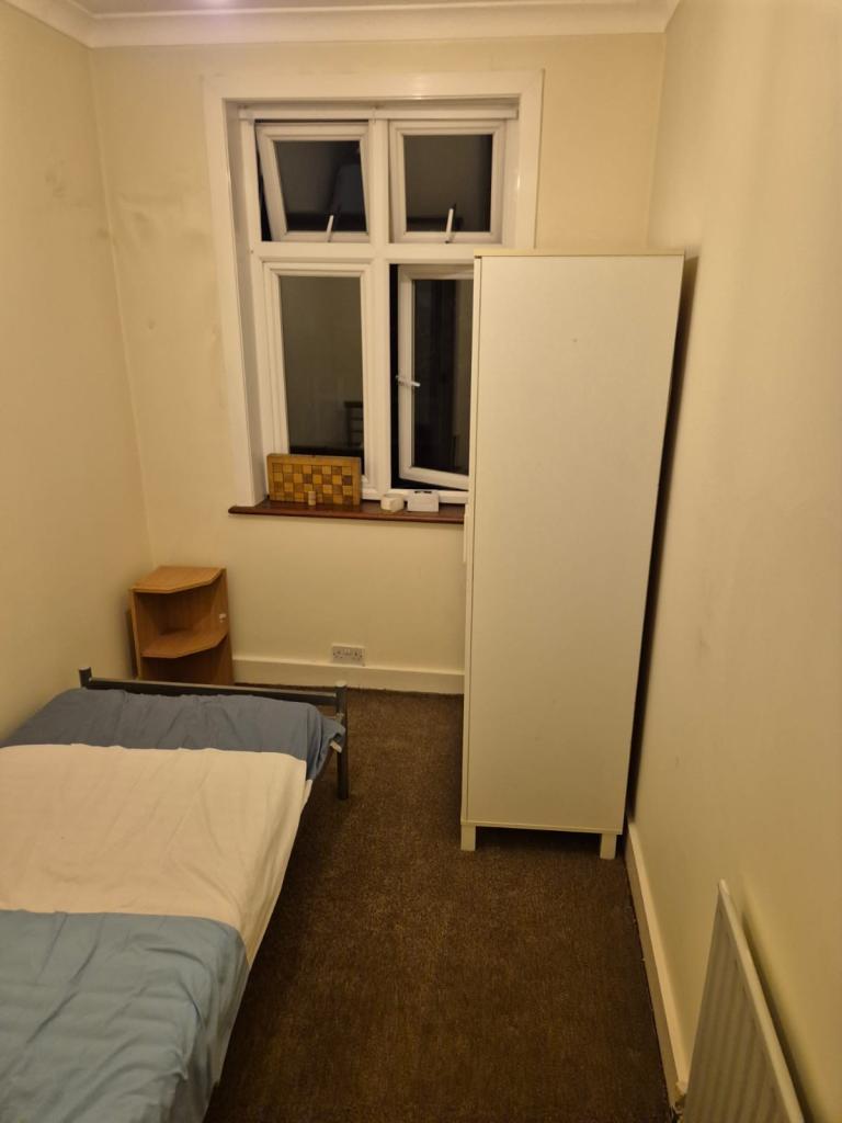 Single room in Thornton Heath. Inclusive of all bills £450pcm. CR7 7PH.