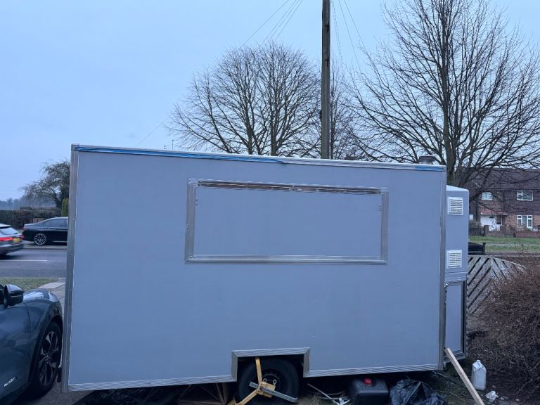Fully Equipped Food Trailer – Ready to Trade 