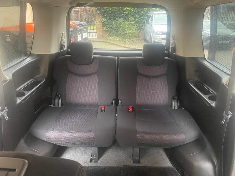 2013 Nissan Serena HIGHWAY STAR MPV Petrol Manual