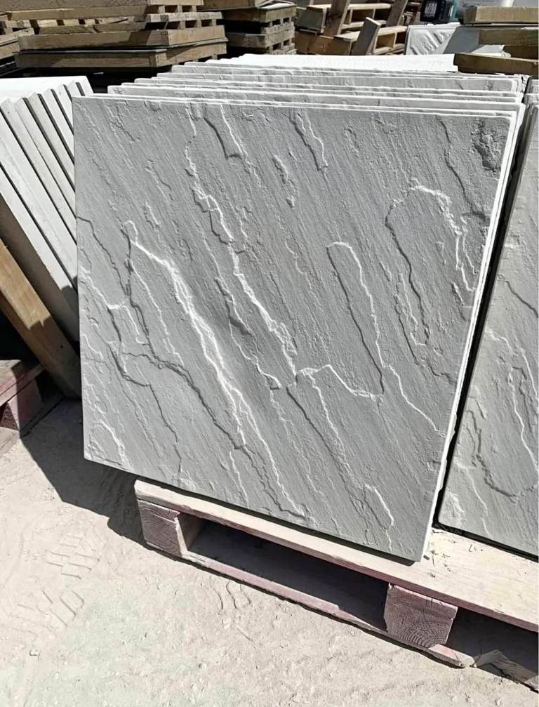 PAVING SLABS/FLAGS THICK HIGH QUALITY 600mm x 600mm x 38mm (2ft x 2ft) PRICE INCLUDES VAT!!!