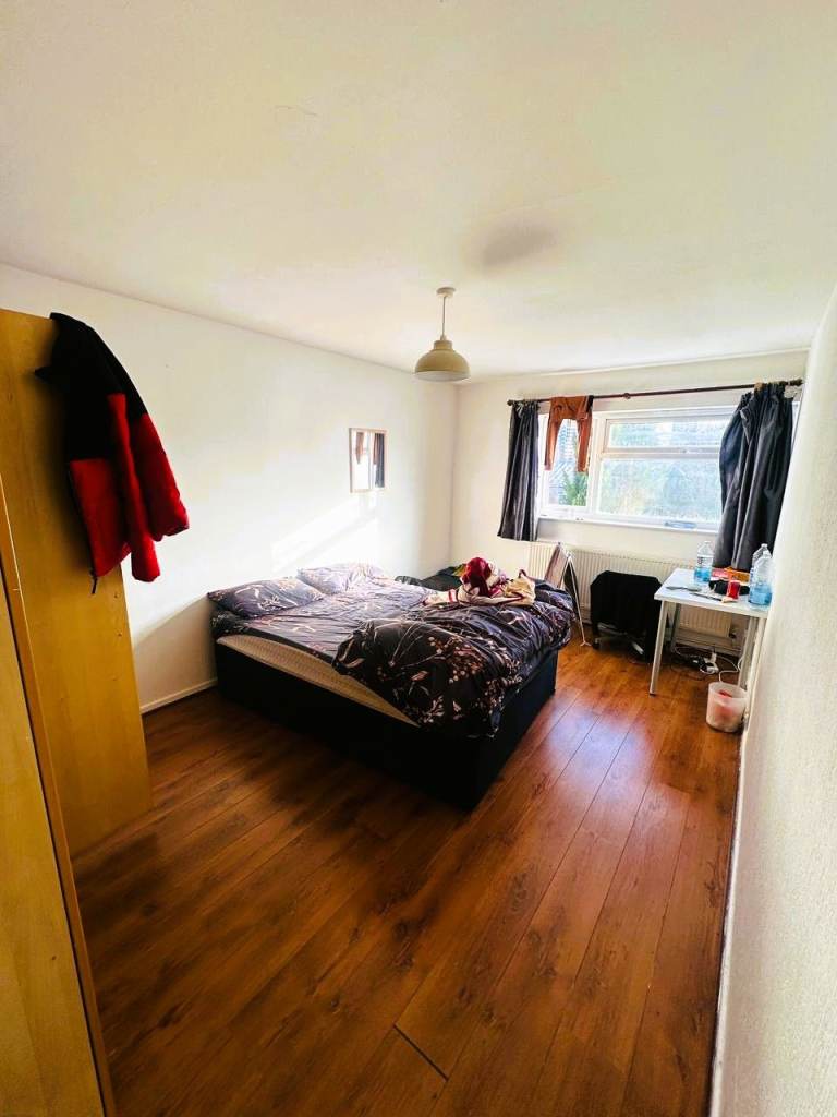 DOUBLE ROOM FOR RENT IN CITY CENTRE