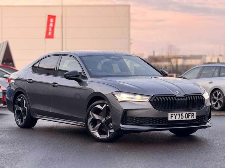 2025 Skoda Superb 2.0 TDI Sportline 5dr DSG Automatic Hatchback Diesel Automatic
