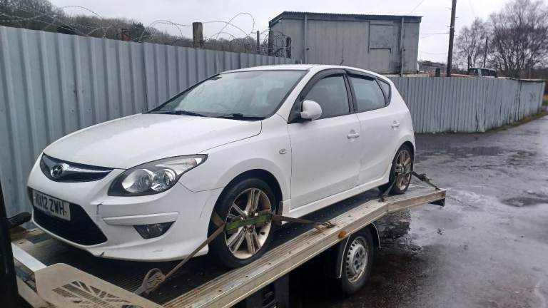 Breaking for spares hyundai i30 1.6 crdi 2012