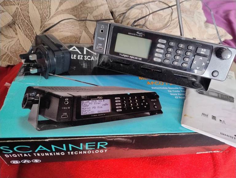 Whistle trx 2 digital scanner boxed 