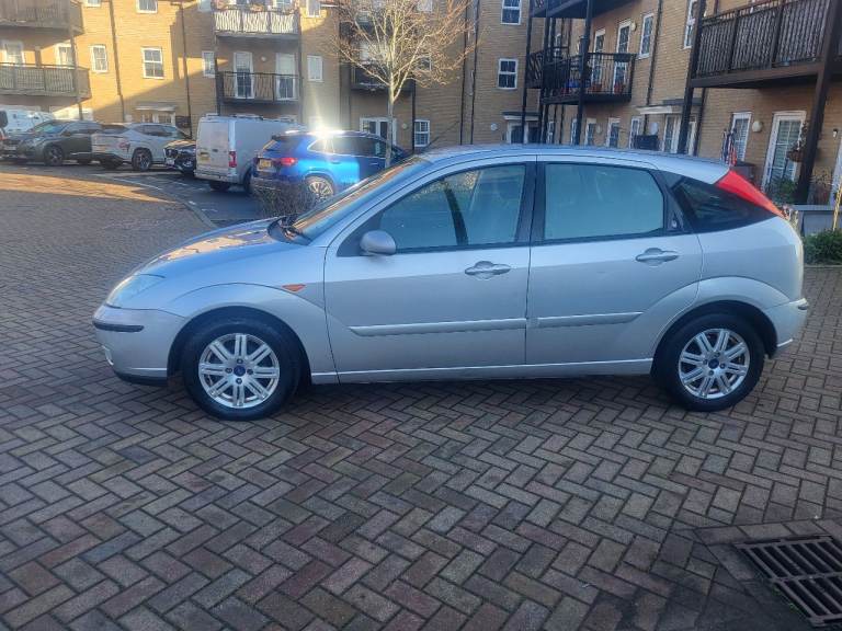 Ford focus 1.8 ghia. 2004. Only 70k long mot
