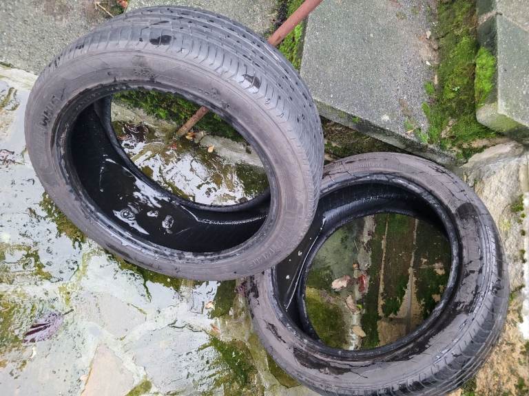 2x matching 245 45 18 tyres with good tread