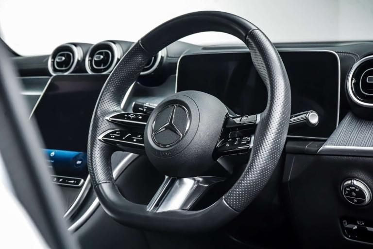 2023 Mercedes-Benz GLC GLC 300d 4Matic AMG Line Prem Plus 5dr 9G-Tronic COUPE DIESEL Automatic