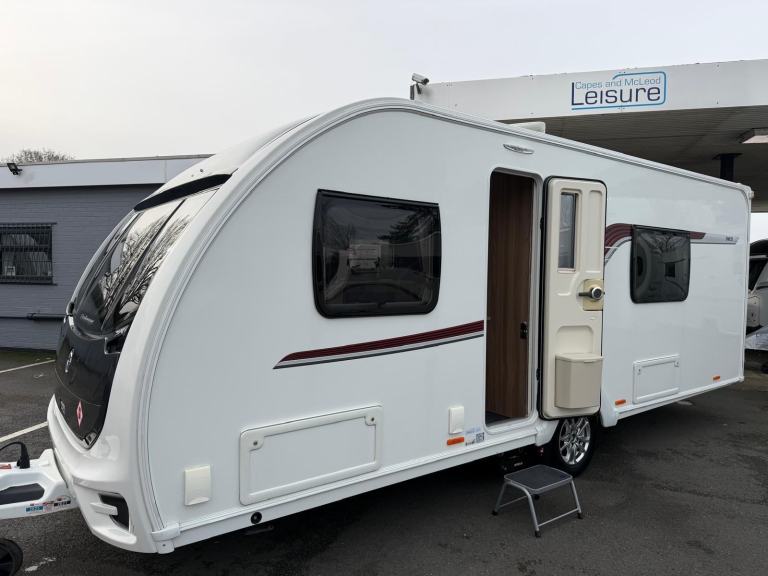 2017 SWIFT CHALLENGER 565, 4 BERTH WITH FIXED SINGLE BEDS, ALDE, MOVER