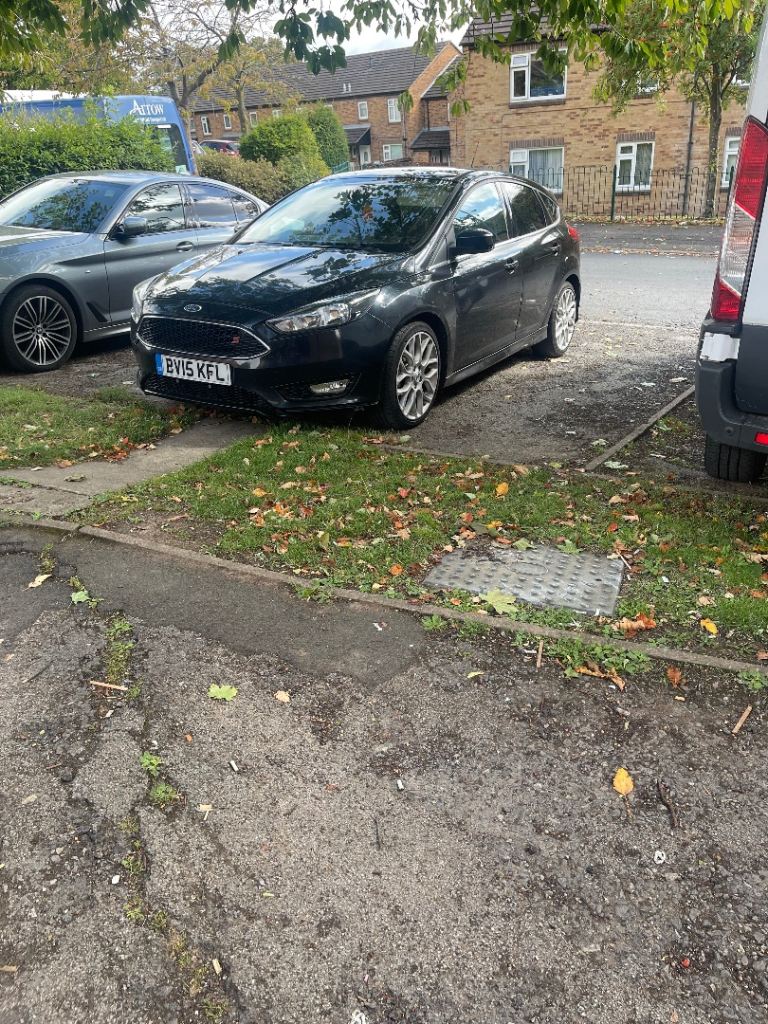 Ford, FOCUS, Hatchback, 2015, Manual, 1560 (cc), 5 doors