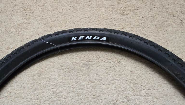 Kenda Urban/Hybrid Bike Tyre - Brand New 