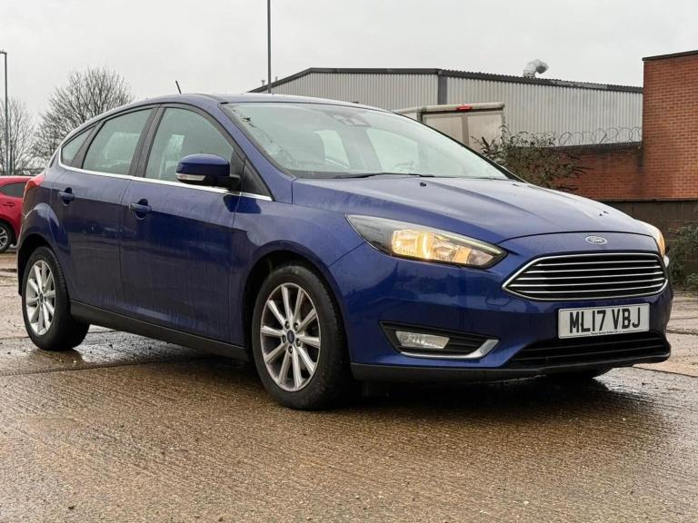 FORD FOCUS 1.0T EcoBoost Titanium Euro 6 (s/s) 5dr 2017