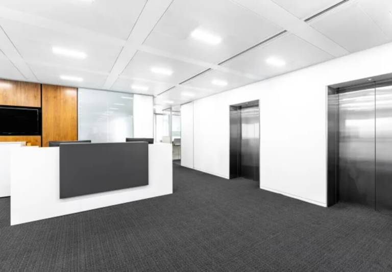 Fenchurch Street Serviced Offices - Sizes From 4 to 50 Desks - Flexible Furnished Spaces EC3R
