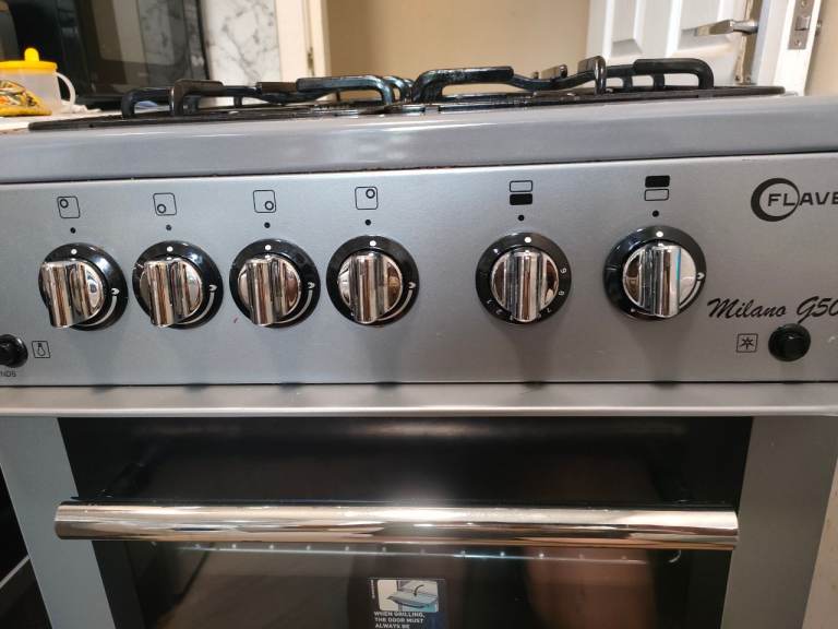 Flavel gas cooker like new 