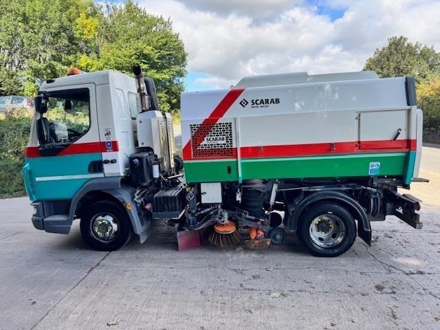 2019 19  DAF LF 180 E6 LHD Scarab Merlin dual sweep road sweeper