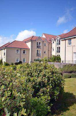 Top Floor 2 Bedroom Flat, Nether Liberton Court, Gilmerton Road, Available now 